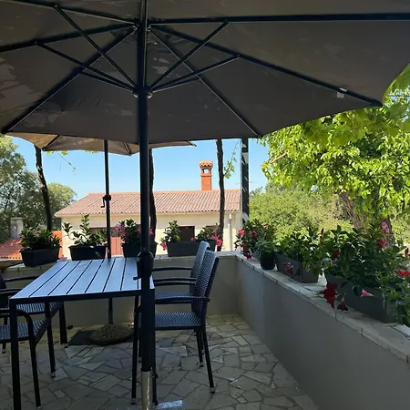 Murati Apartment Vicani
